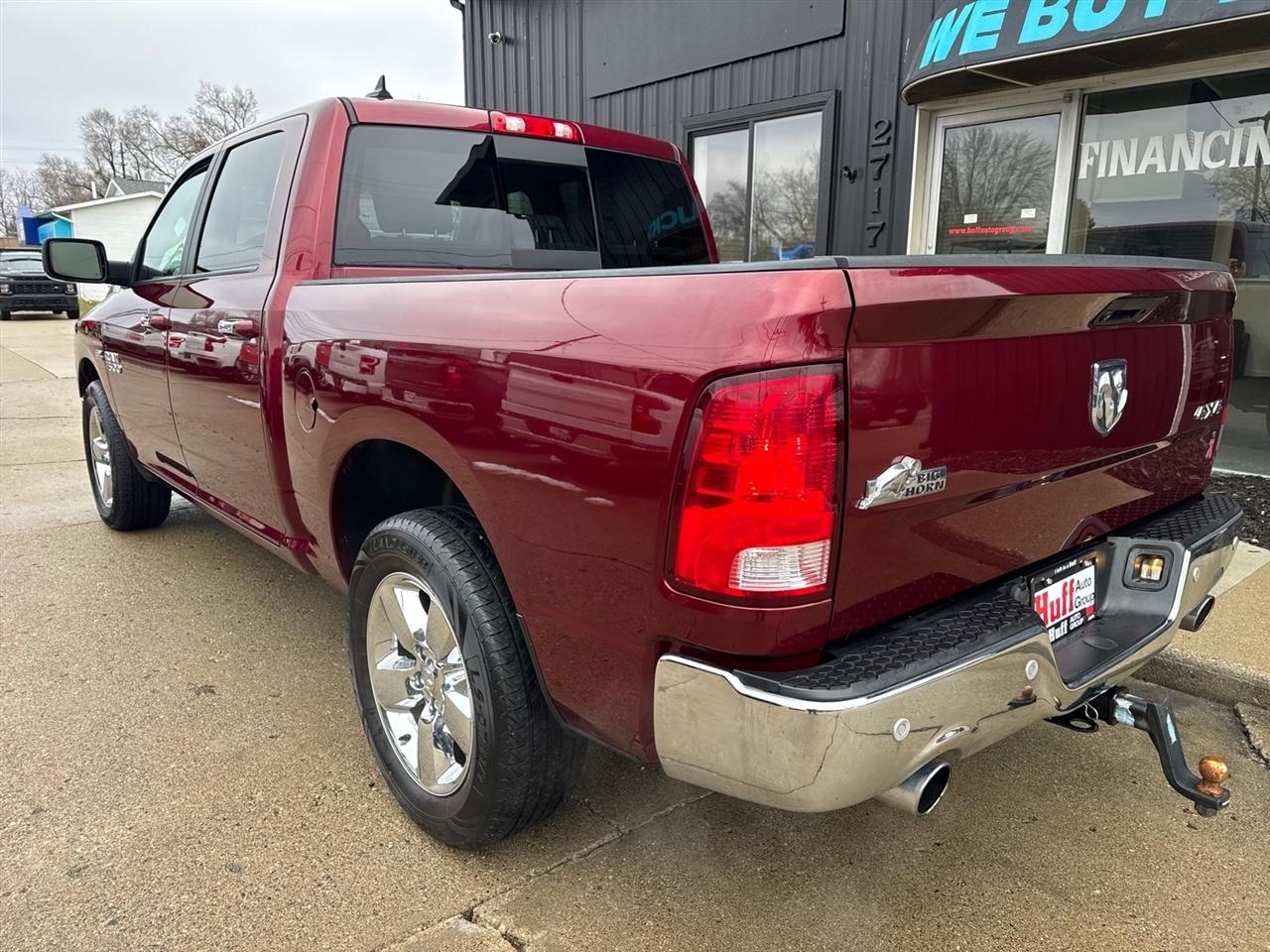RAM 1500 Big Horn 4x4 Crew Cab 5'7" Box 2018