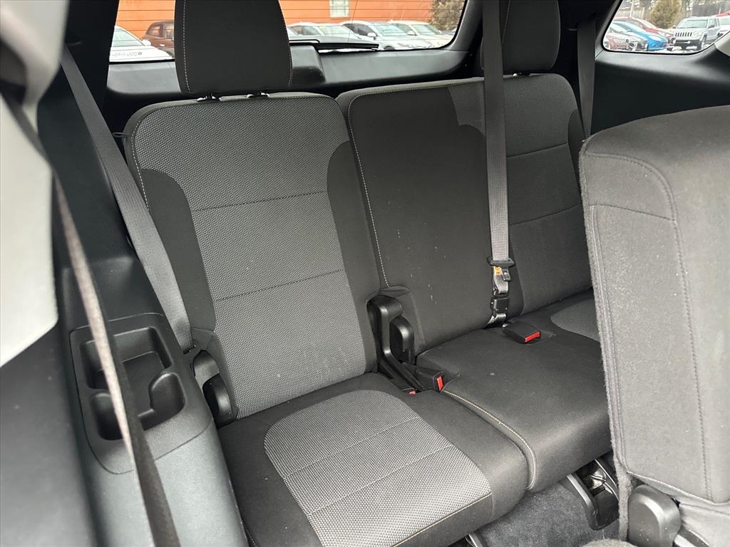 Chevrolet Traverse FWD 4dr LS w/1LS 2021