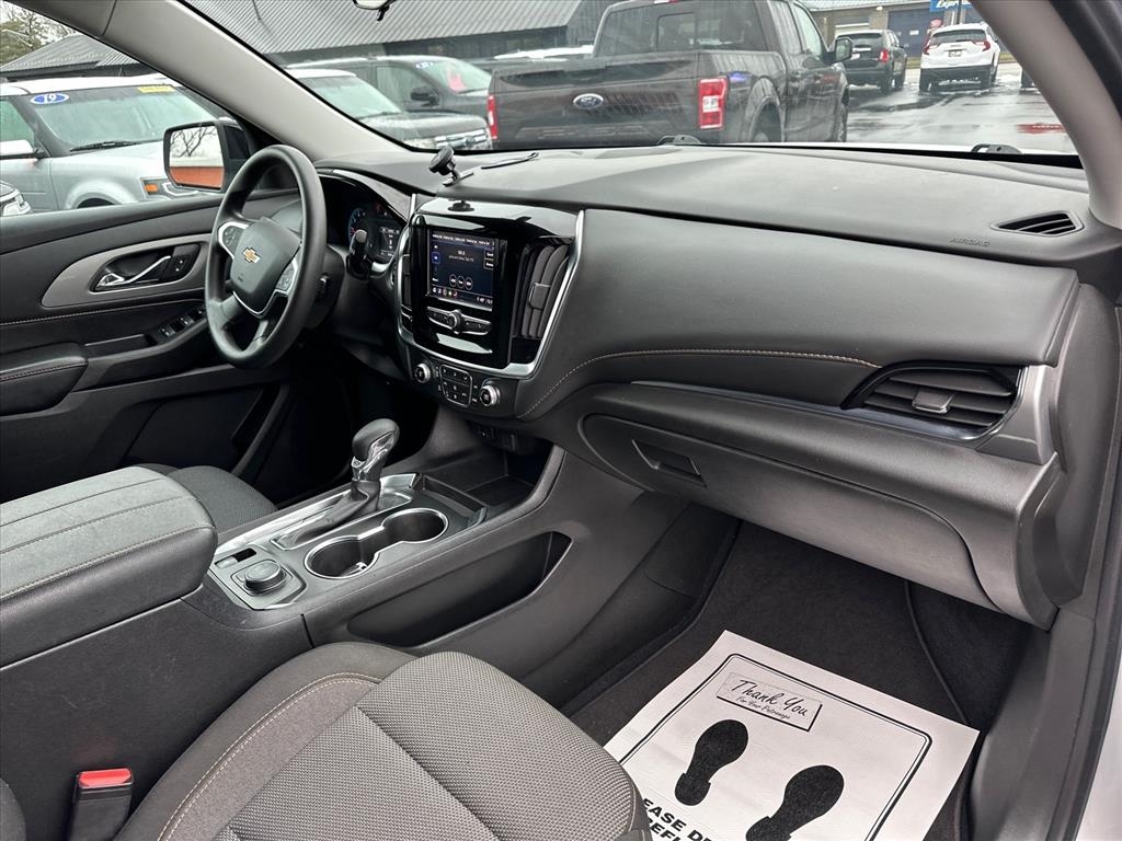 Chevrolet Traverse FWD 4dr LS w/1LS 2021