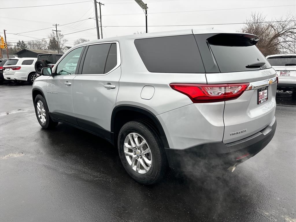 Chevrolet Traverse FWD 4dr LS w/1LS 2021