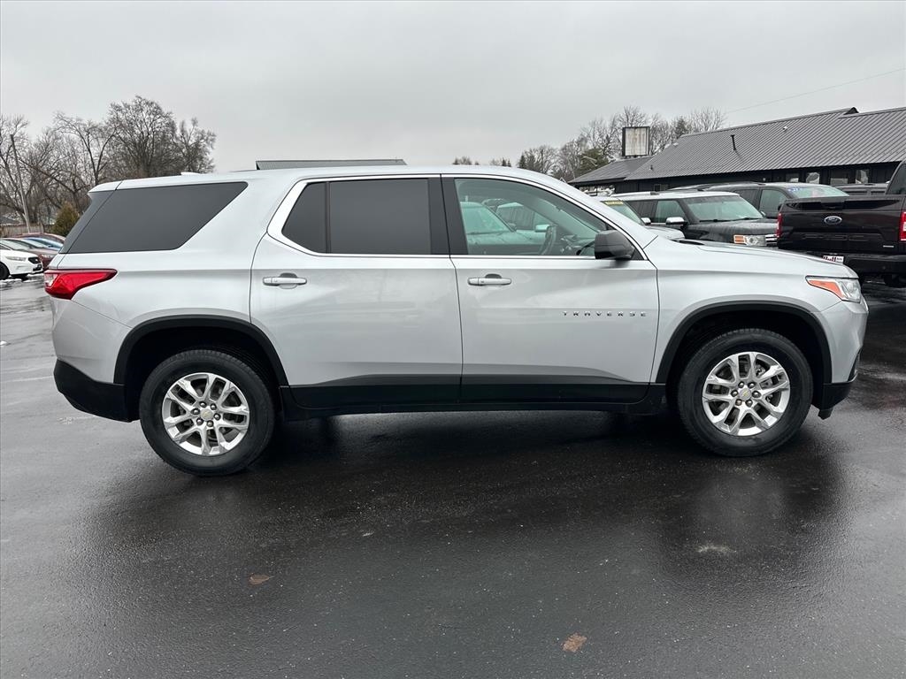 Chevrolet Traverse FWD 4dr LS w/1LS 2021