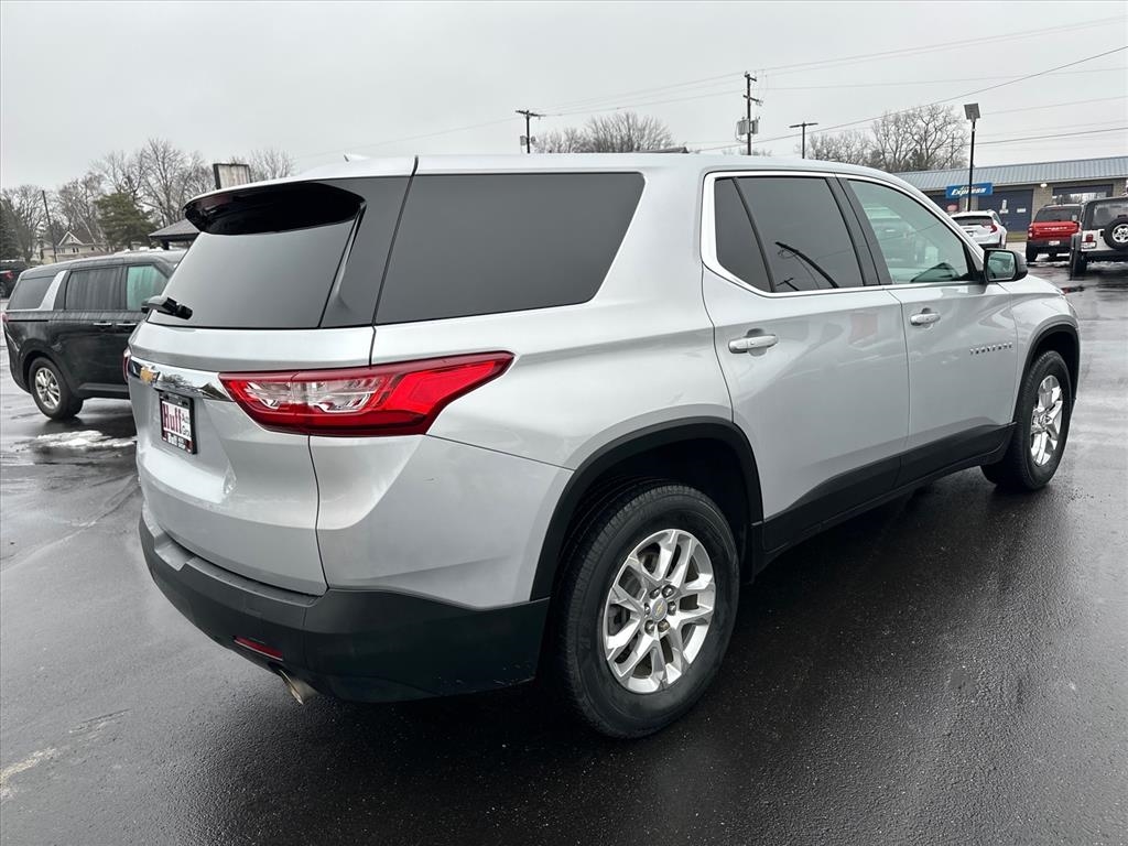 Chevrolet Traverse FWD 4dr LS w/1LS 2021