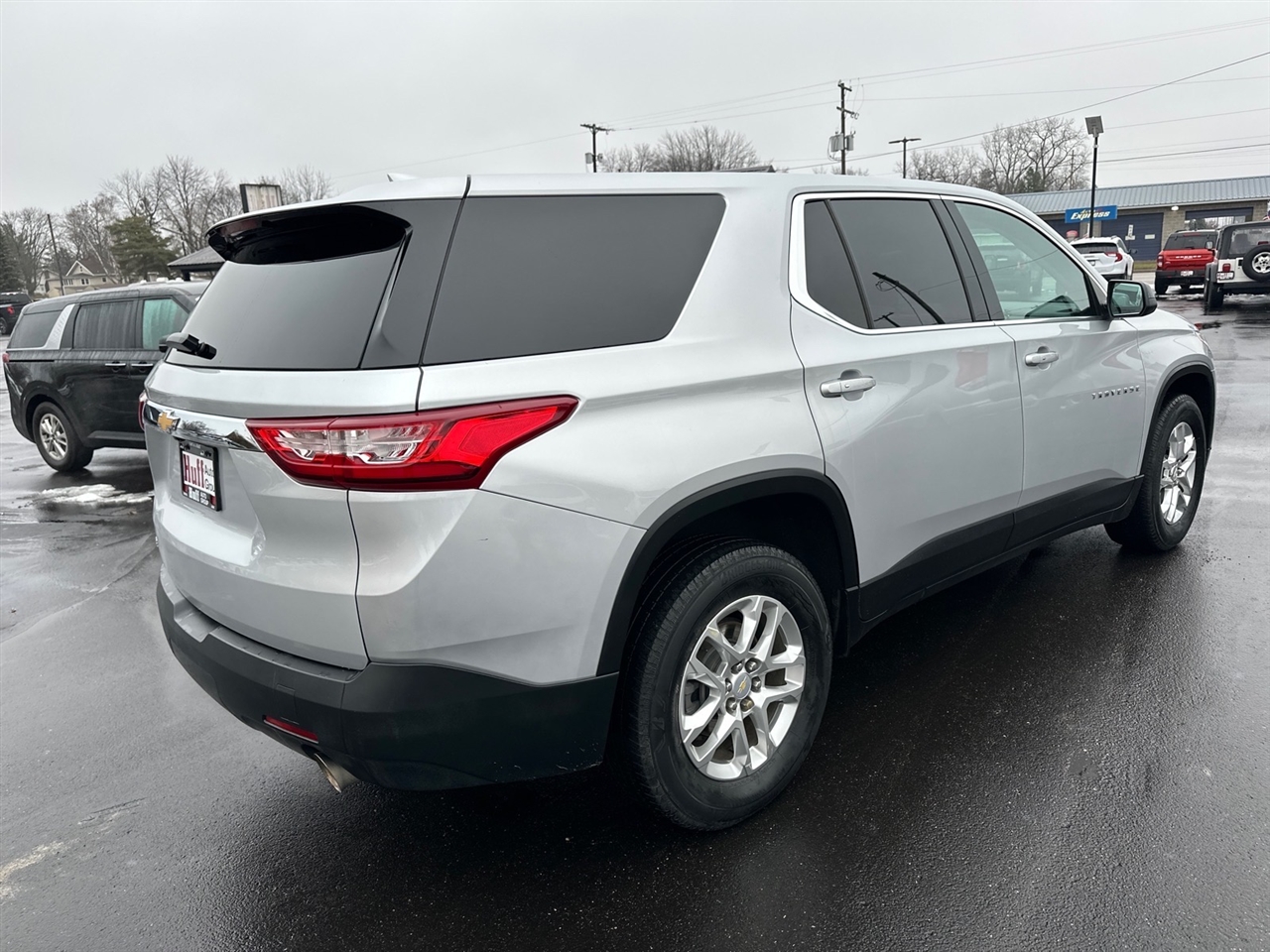 Chevrolet Traverse FWD 4dr LS w/1LS 2021