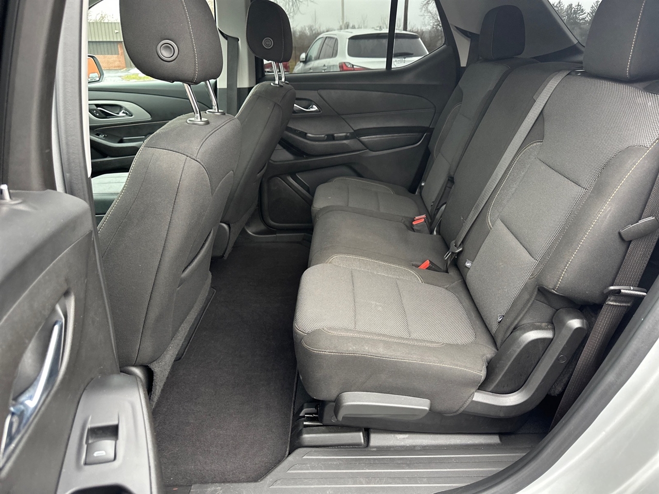 Chevrolet Traverse FWD 4dr LS w/1LS 2021