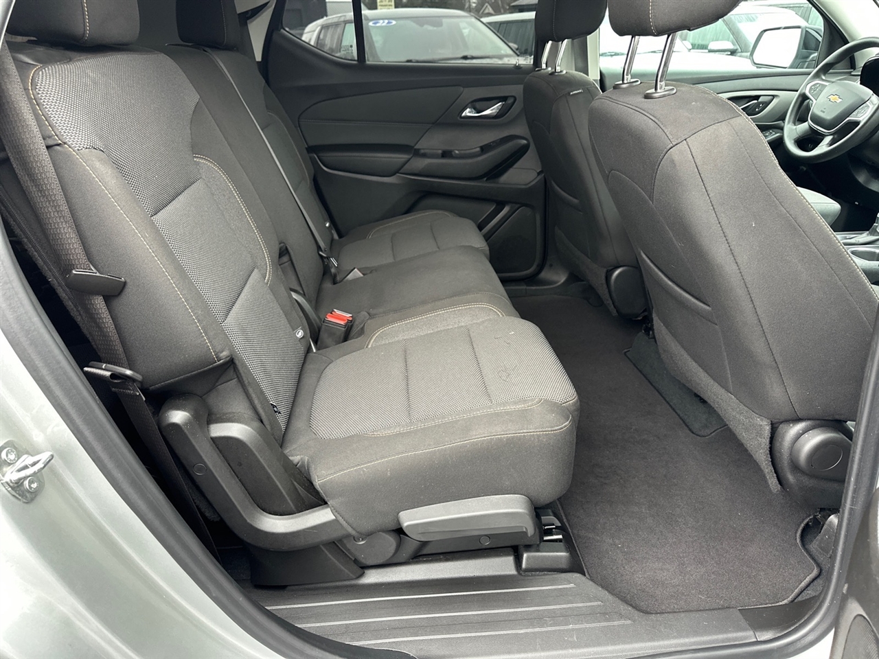 Chevrolet Traverse FWD 4dr LS w/1LS 2021