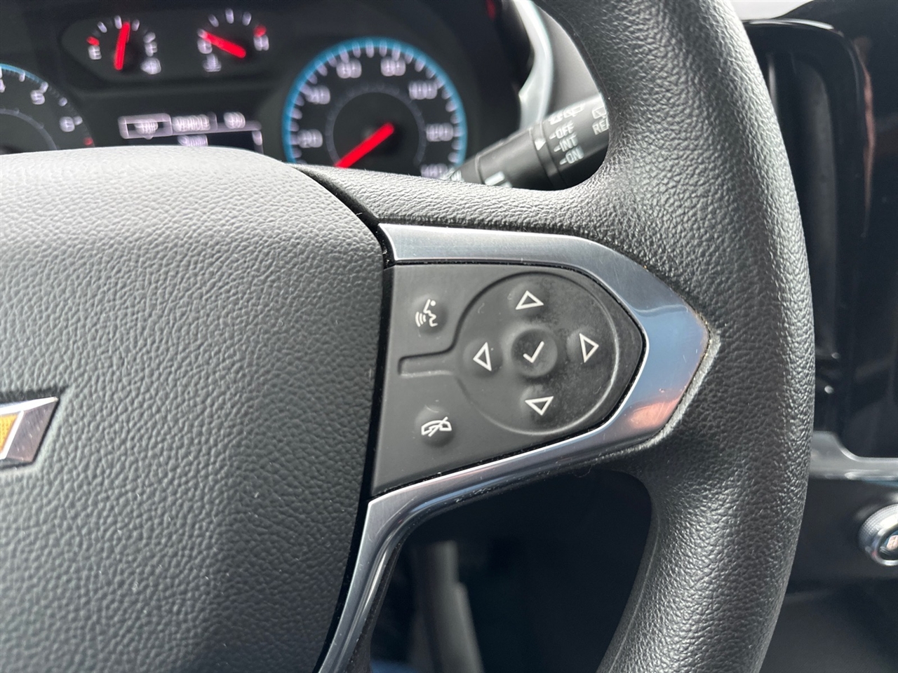 Chevrolet Traverse FWD 4dr LS w/1LS 2021