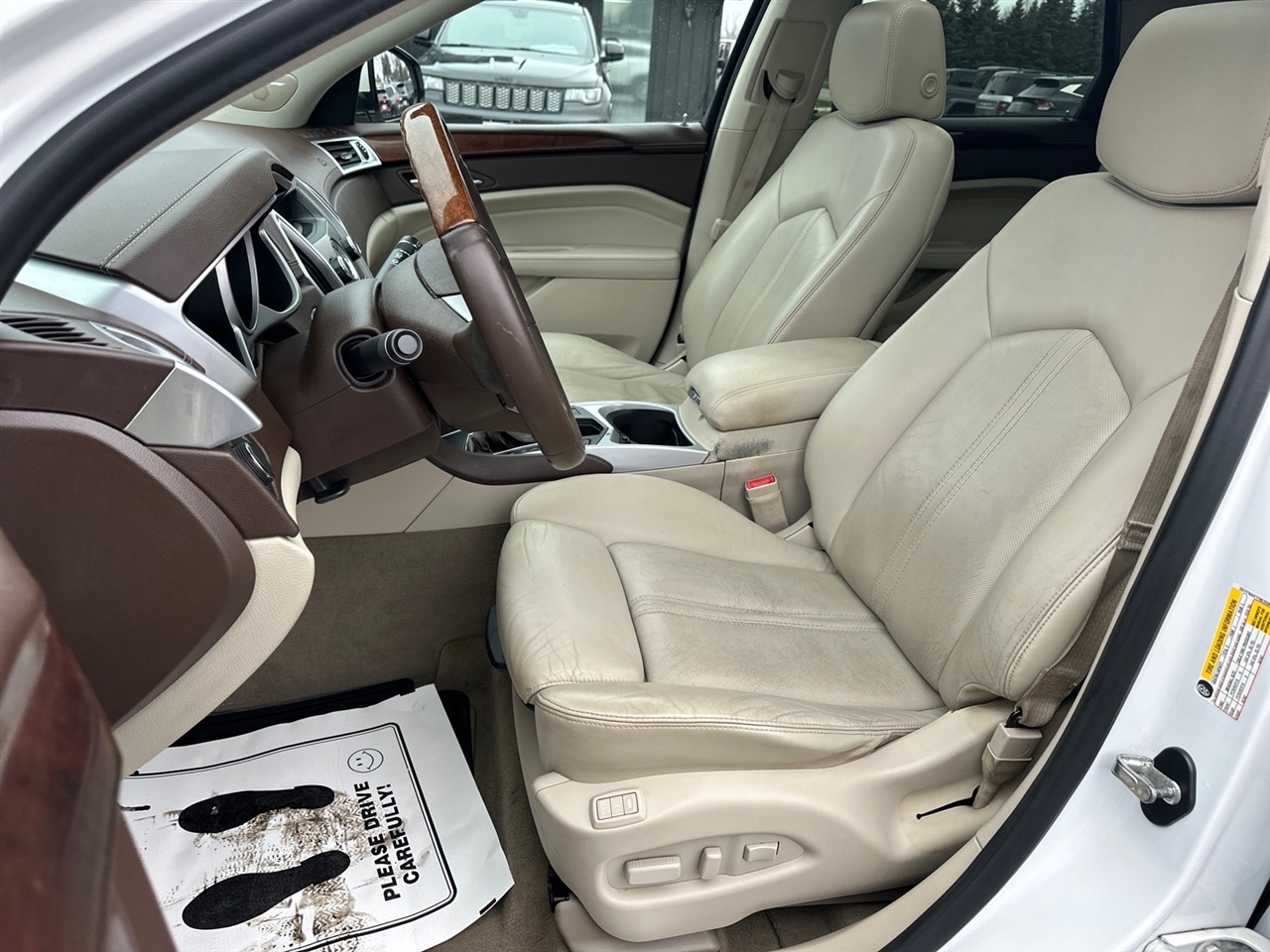 Cadillac SRX FWD 4dr Luxury Collection 2011