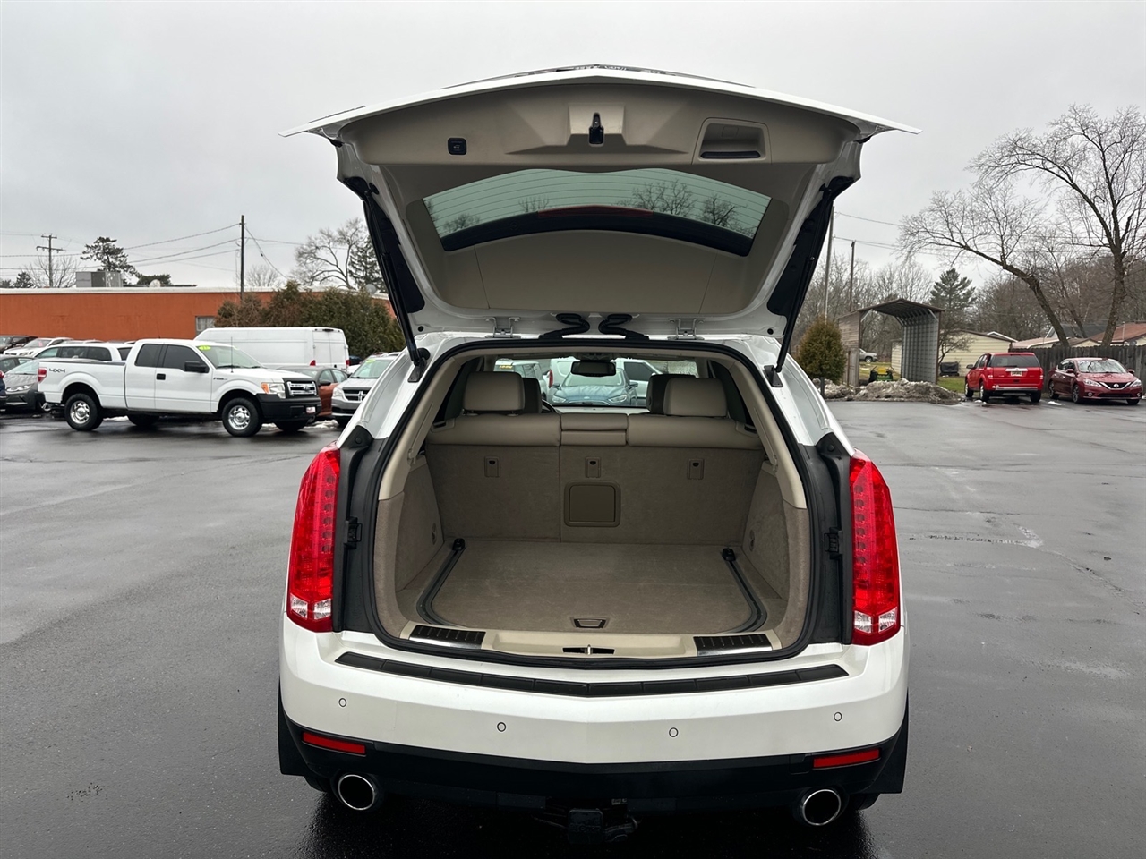 Cadillac SRX FWD 4dr Luxury Collection 2011