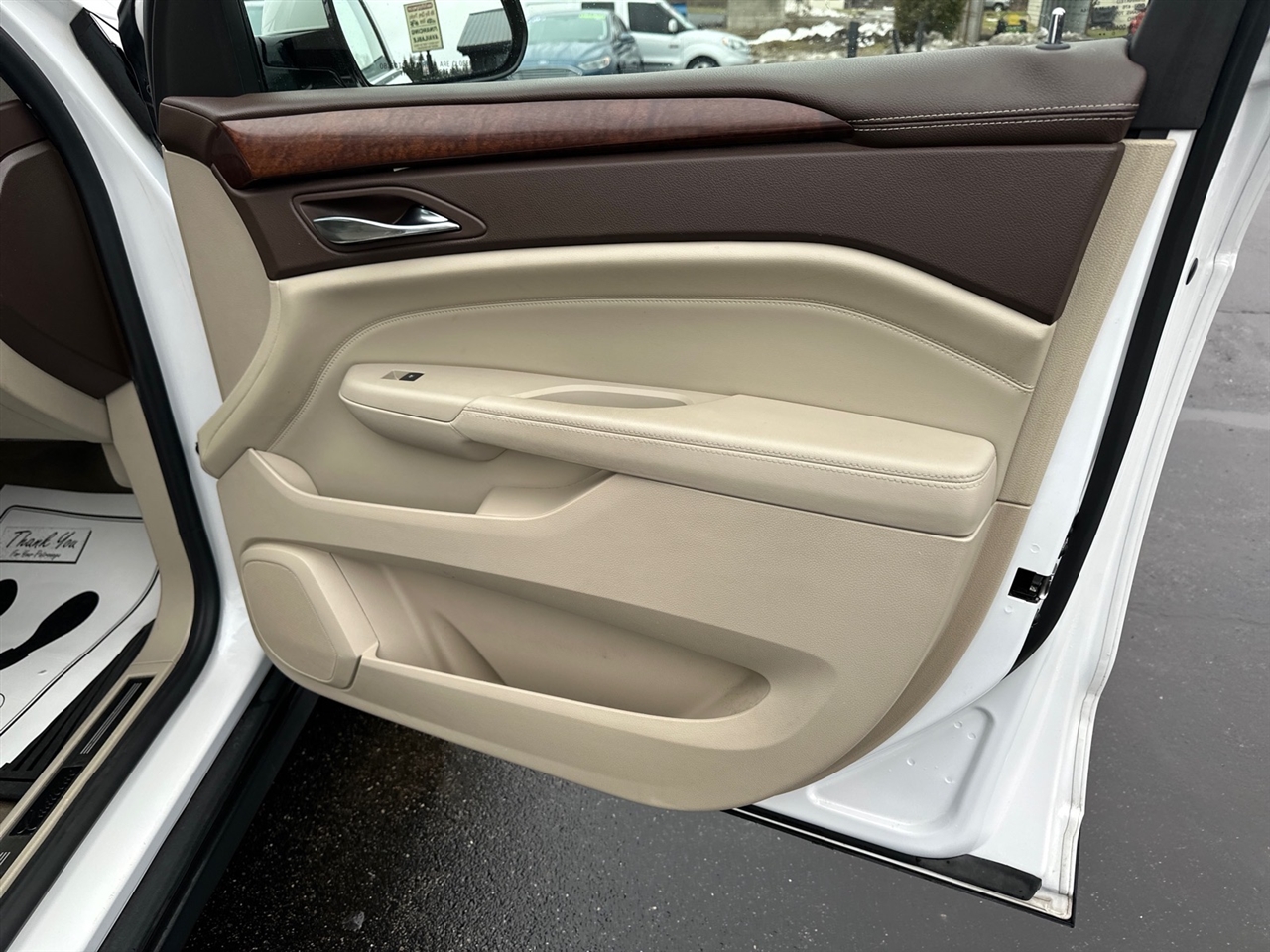 Cadillac SRX FWD 4dr Luxury Collection 2011