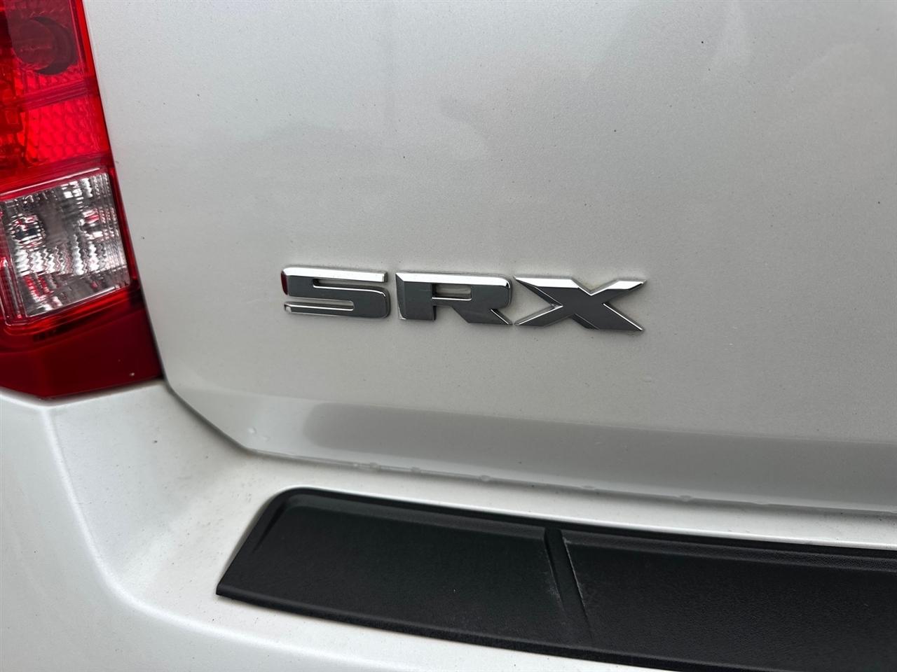 Cadillac SRX FWD 4dr Luxury Collection 2011