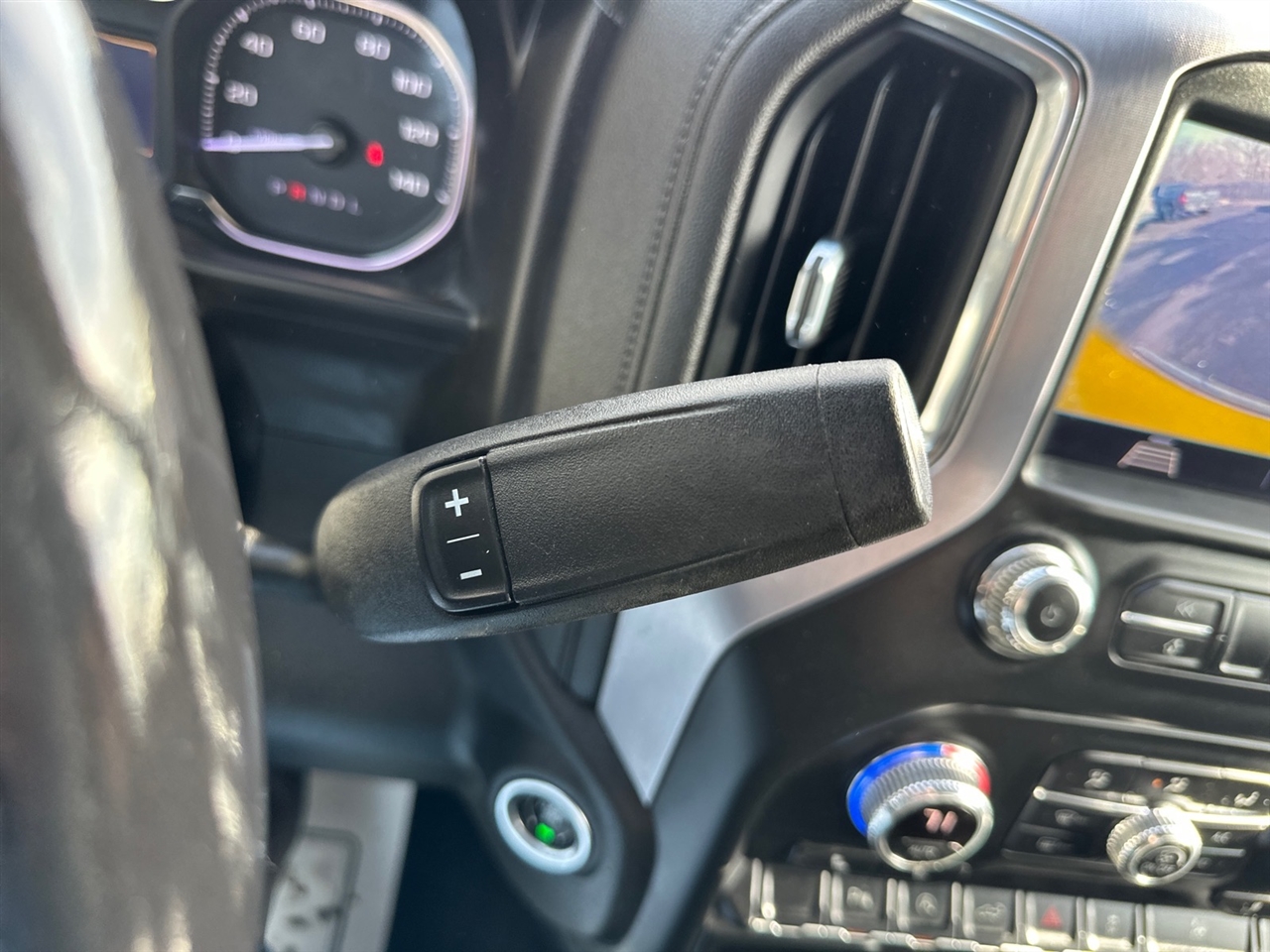 GMC Sierra 1500 2WD Double Cab 147" SLE 2020