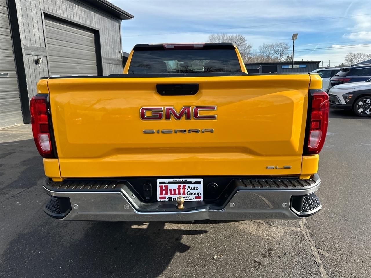 GMC Sierra 1500 2WD Double Cab 147" SLE 2020