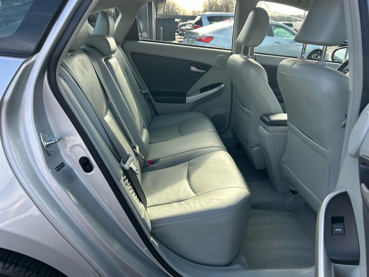 Toyota Prius 5dr HB III (Natl) 2010