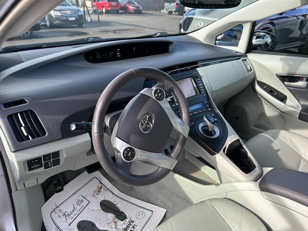 Toyota Prius 5dr HB III (Natl) 2010