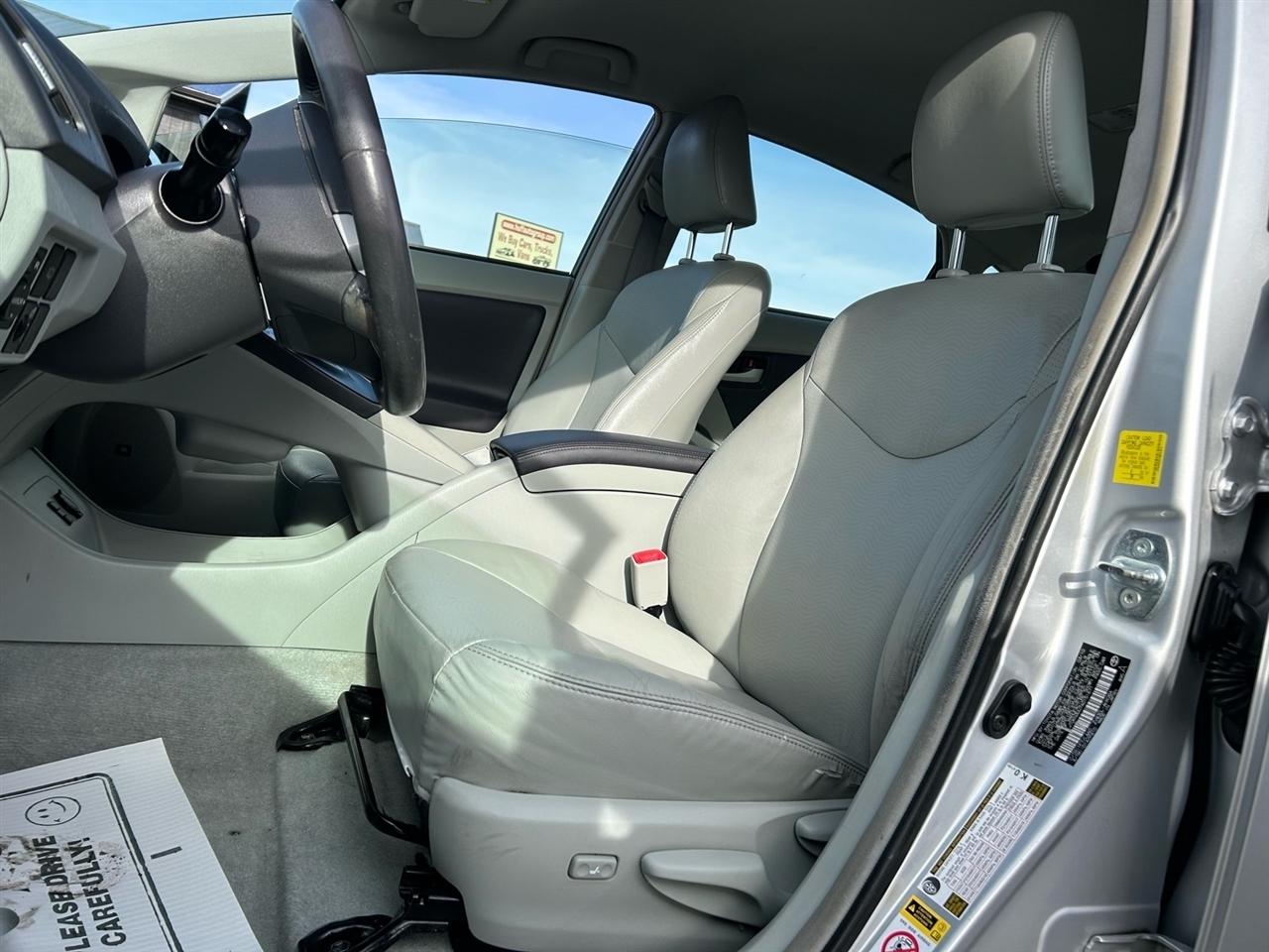 Toyota Prius 5dr HB III (Natl) 2010