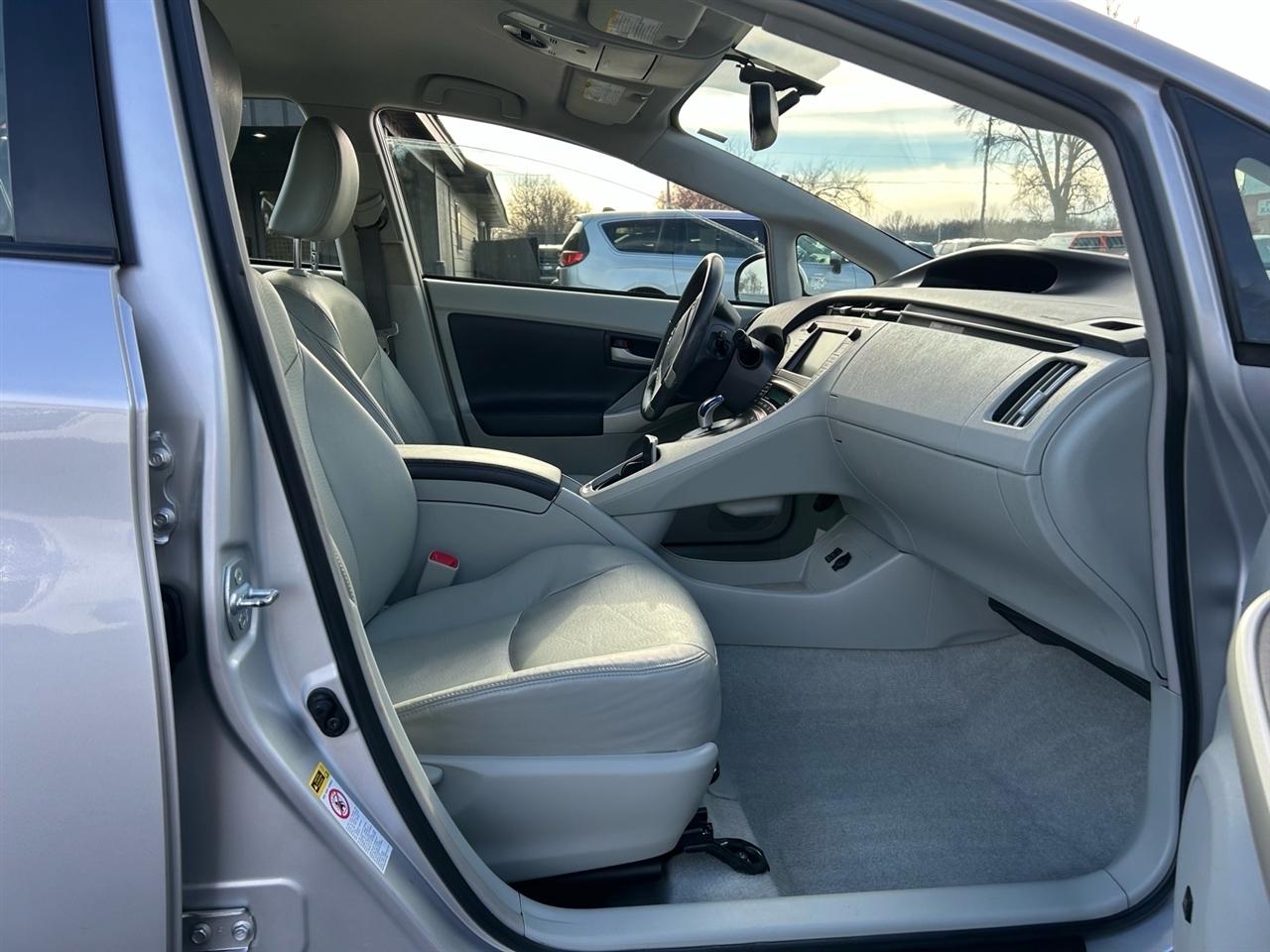 Toyota Prius 5dr HB III (Natl) 2010