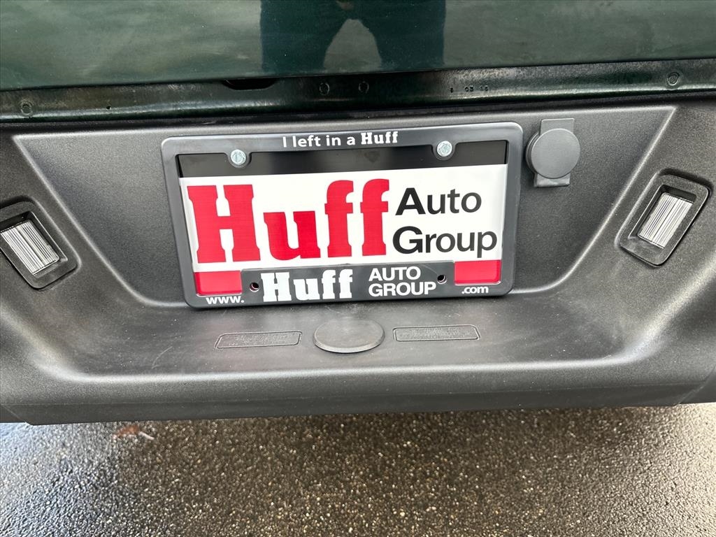 Ford F-150 2WD Reg Cab 141" XLT 2015