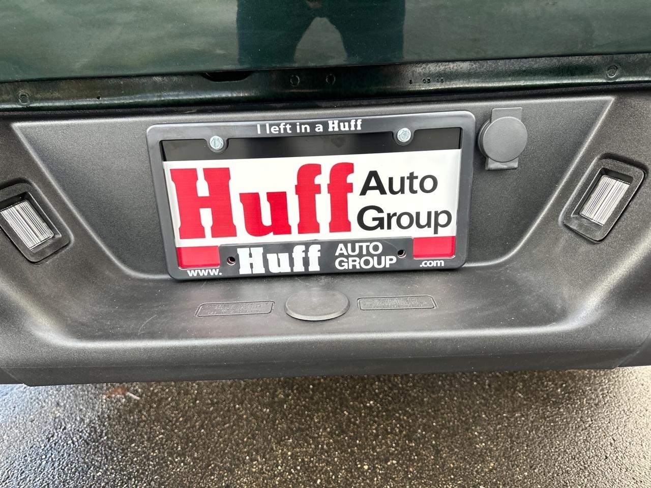 Ford F-150 2WD Reg Cab 141" XLT 2015