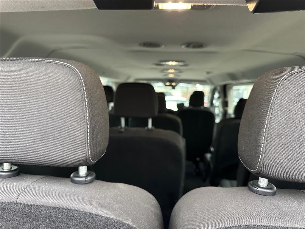 Ford Transit Passenger Wagon T-350 148" Low Roof XLT RWD 2023