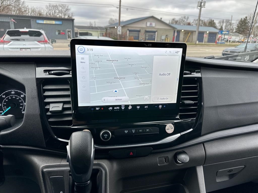 Ford Transit Passenger Wagon T-350 148" Low Roof XLT RWD 2023