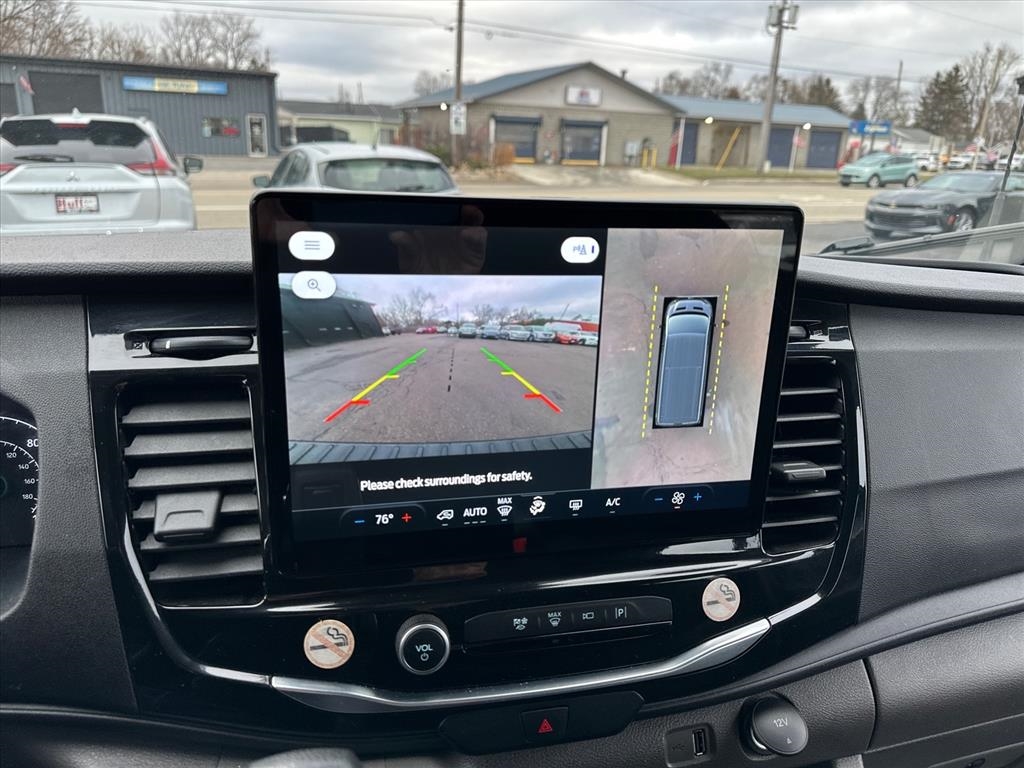 Ford Transit Passenger Wagon T-350 148" Low Roof XLT RWD 2023