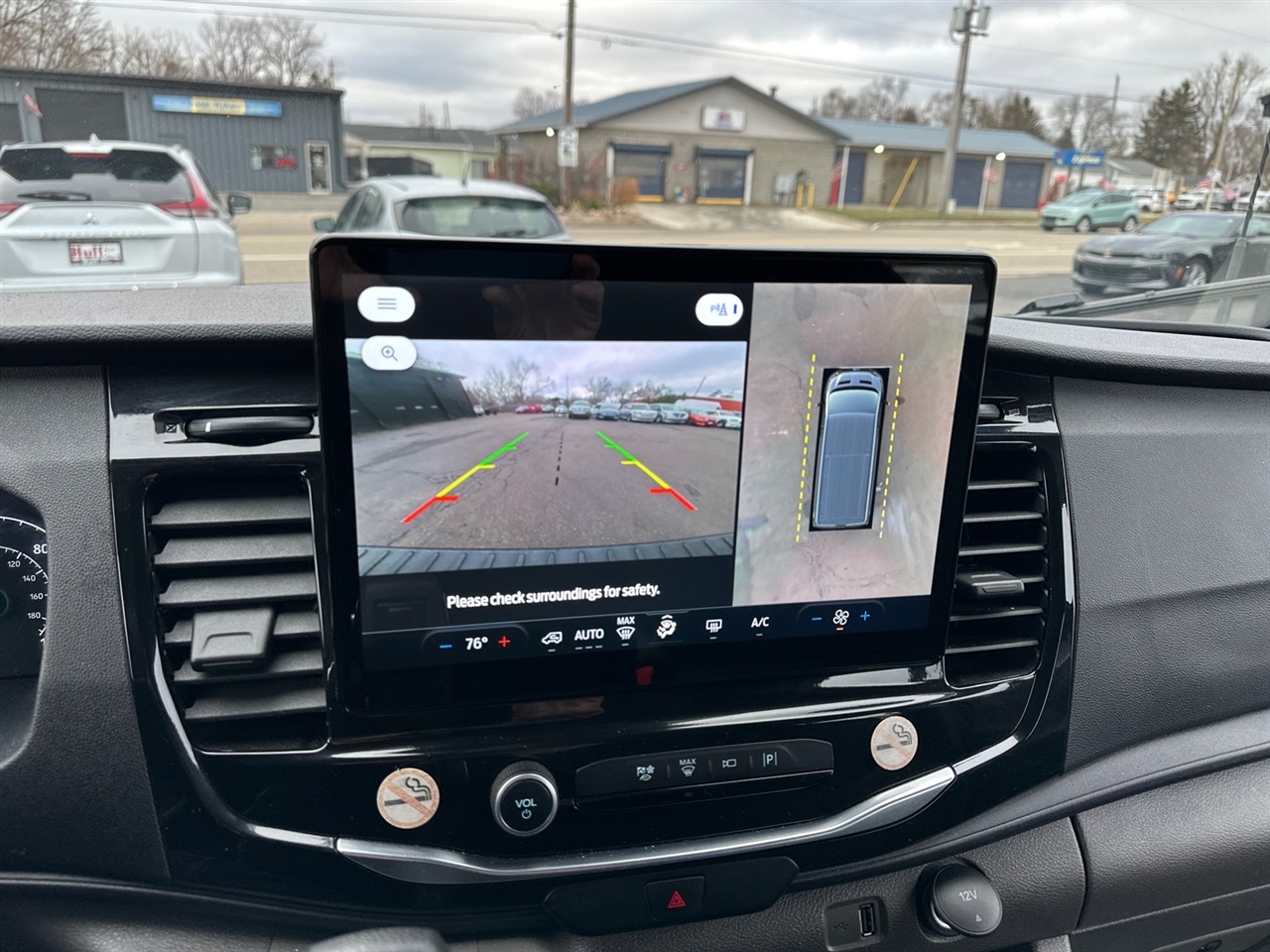 Ford Transit Passenger Wagon T-350 148" Low Roof XLT RWD 2023