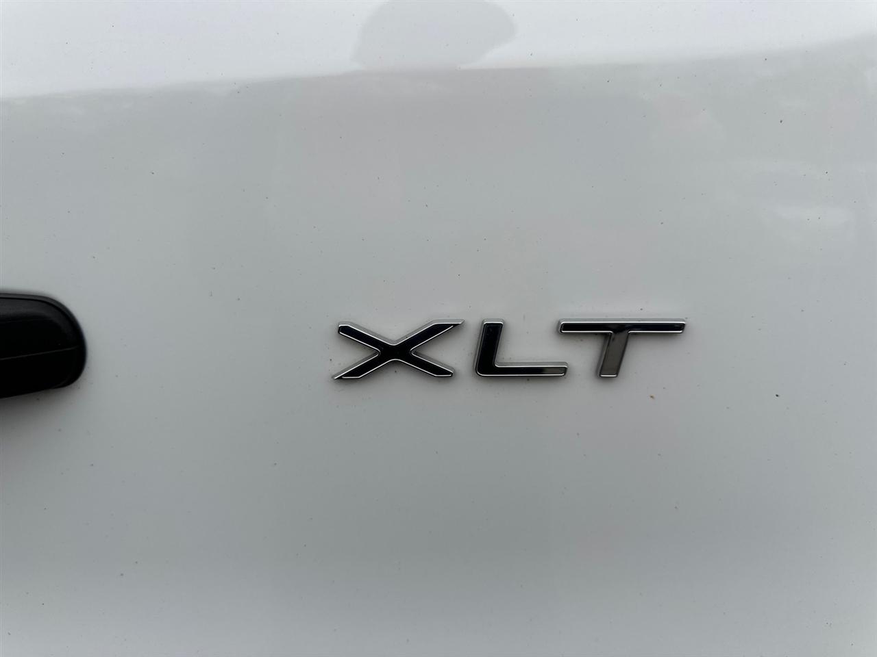 Ford Transit Passenger Wagon T-350 148" Low Roof XLT RWD 2023