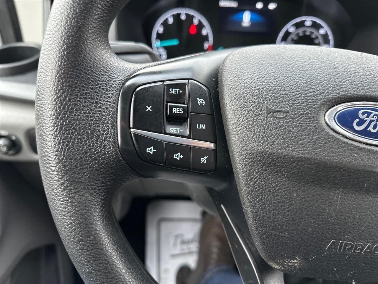 Ford Transit Passenger Wagon T-350 148" Low Roof XLT RWD 2023