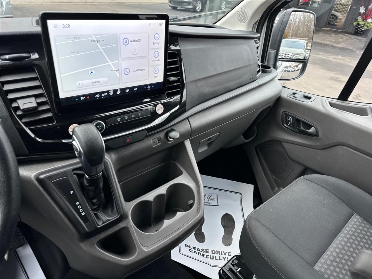 Ford Transit Passenger Wagon T-350 148" Low Roof XLT RWD 2023