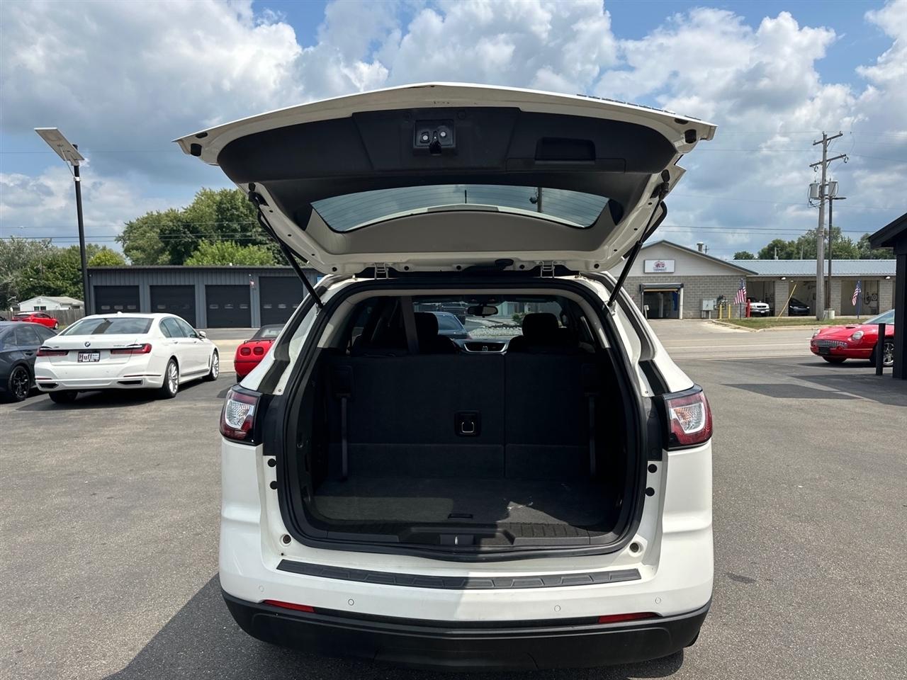 Chevrolet Traverse FWD 4dr LT w/1LT 2013
