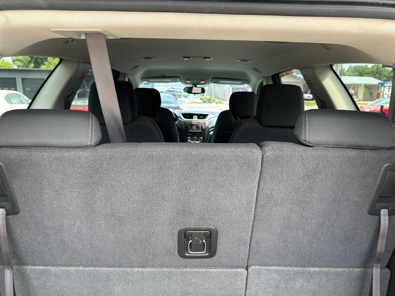 Chevrolet Traverse FWD 4dr LT w/1LT 2013