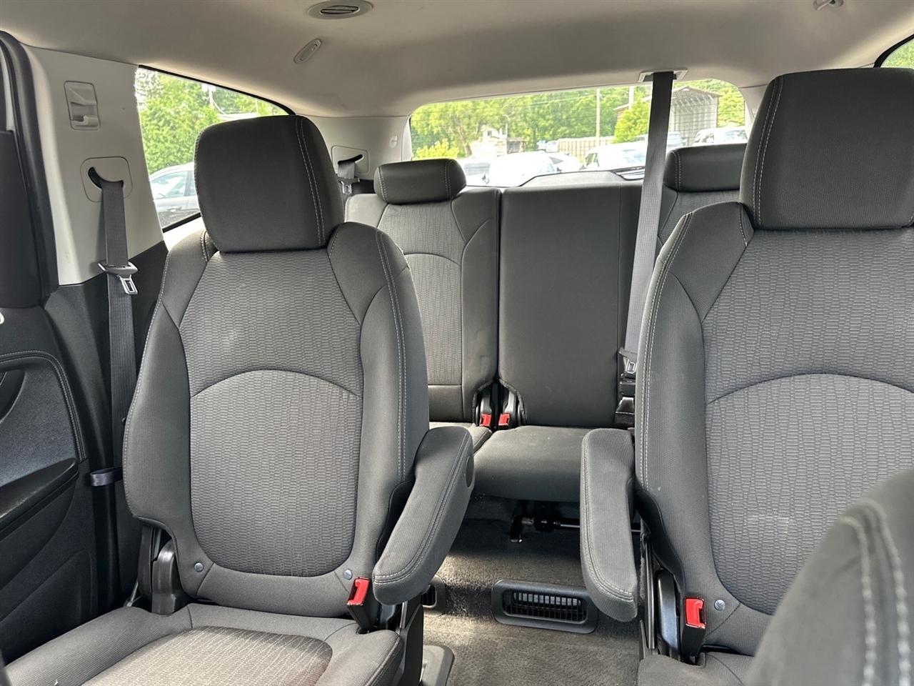 Chevrolet Traverse FWD 4dr LT w/1LT 2013
