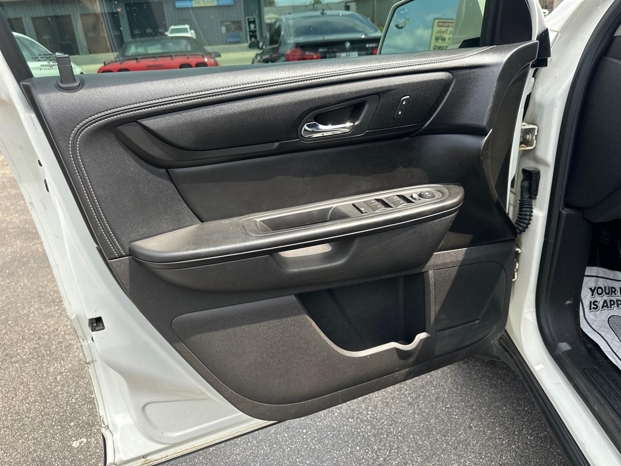 Chevrolet Traverse FWD 4dr LT w/1LT 2013