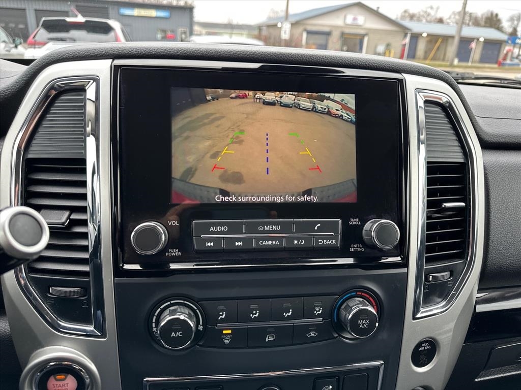 Nissan Titan 4x2 Crew Cab SV 2021