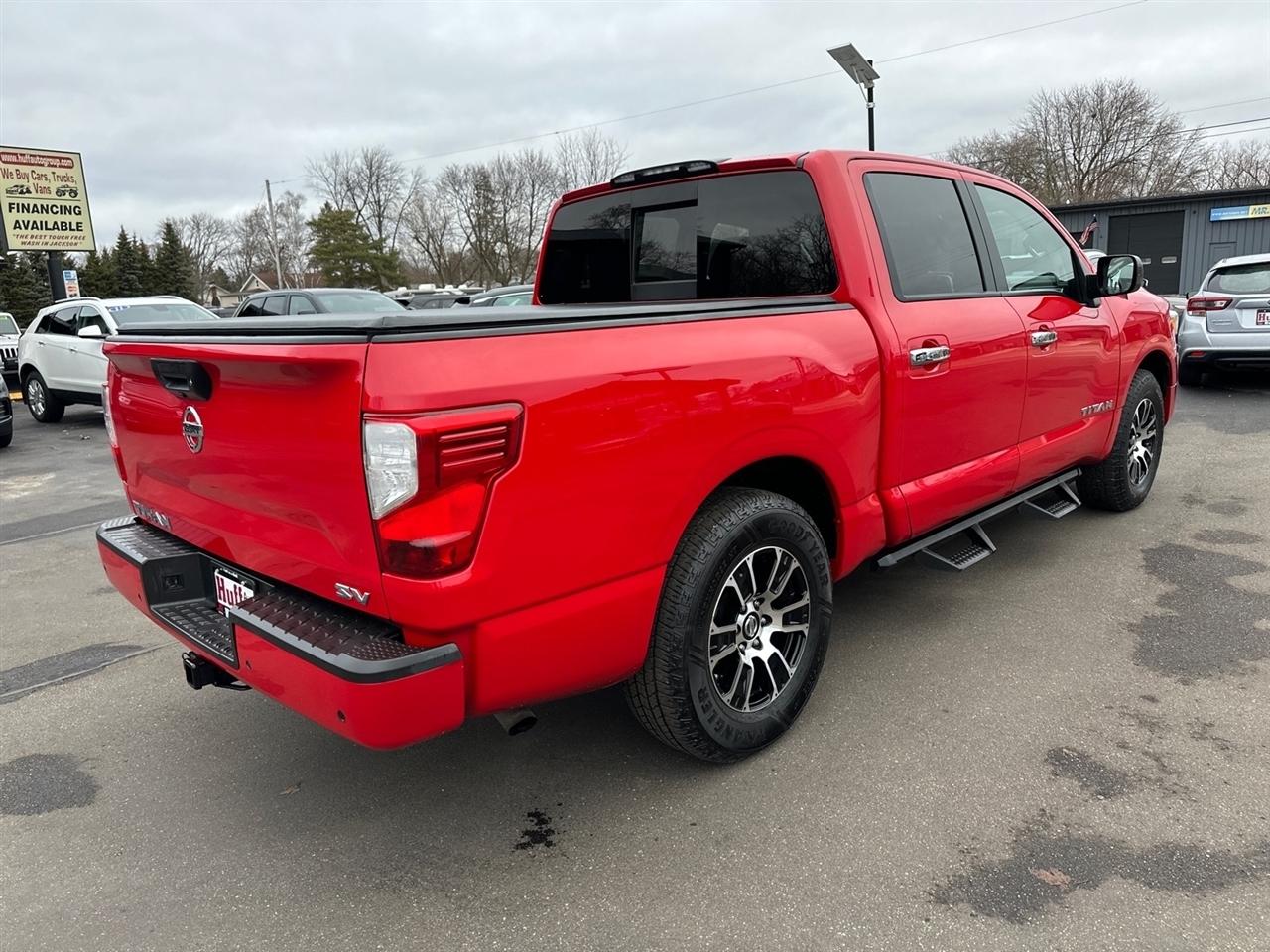 Nissan Titan 4x2 Crew Cab SV 2021