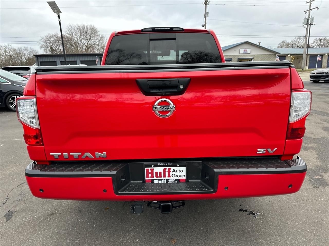 Nissan Titan 4x2 Crew Cab SV 2021