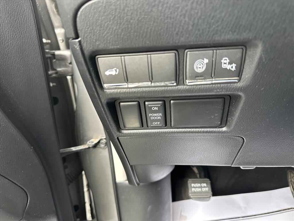 Infiniti QX80 4WD 4dr 2014