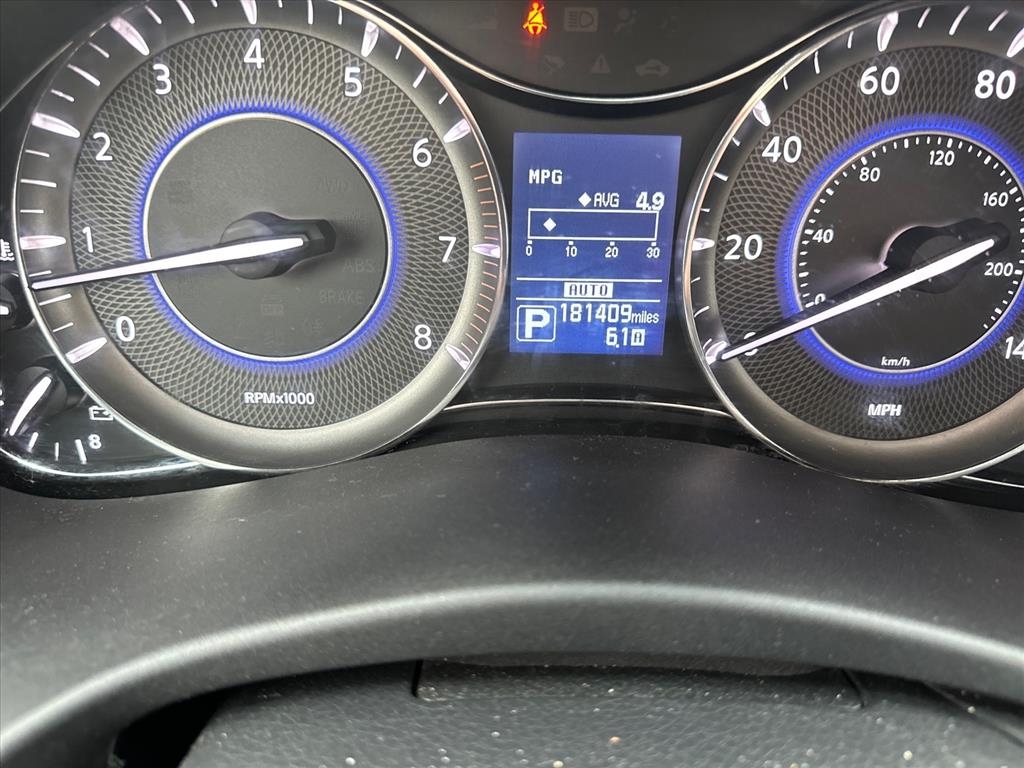 Infiniti QX80 4WD 4dr 2014