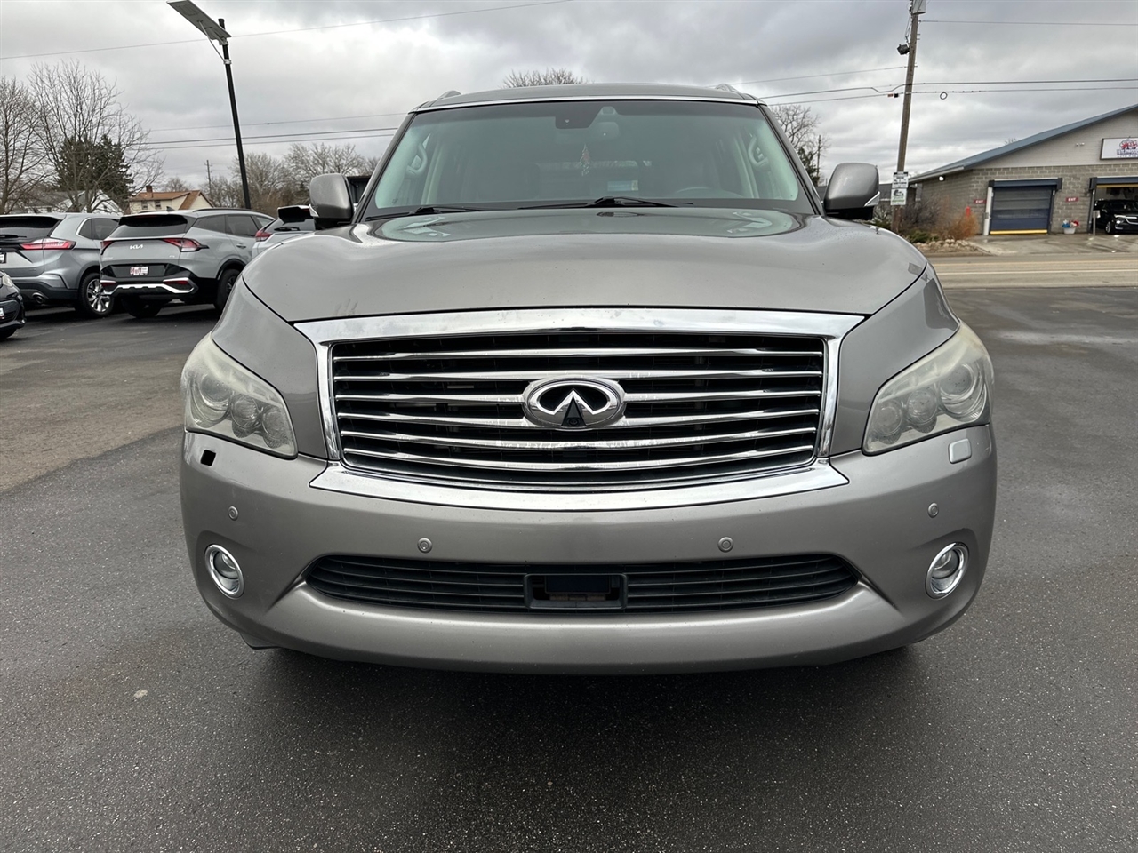 Infiniti QX80 4WD 4dr 2014