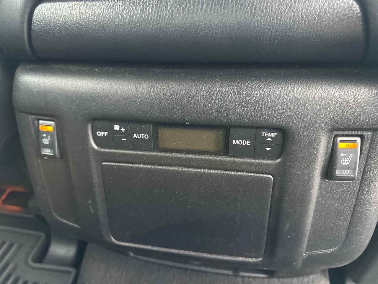 Infiniti QX80 4WD 4dr 2014