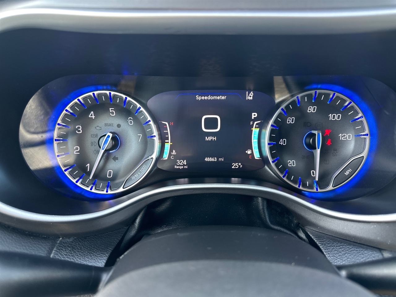 Chrysler Pacifica Touring L FWD 2024