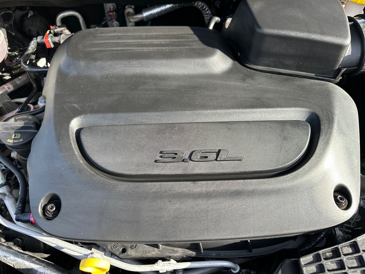 Chrysler Pacifica Touring L FWD 2024