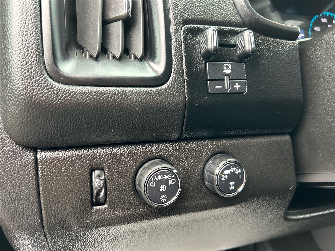 Chevrolet Colorado 4WD Crew Cab 128.3" LT 2018