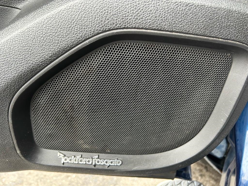 Nissan Titan XD 4x4 Gas Crew Cab Platinum Reserve 2017