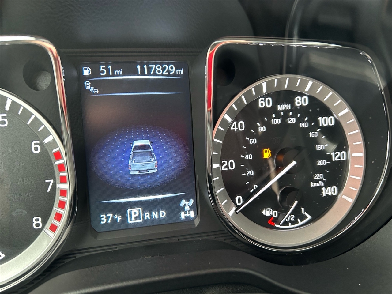 Nissan Titan XD 4x4 Gas Crew Cab Platinum Reserve 2017