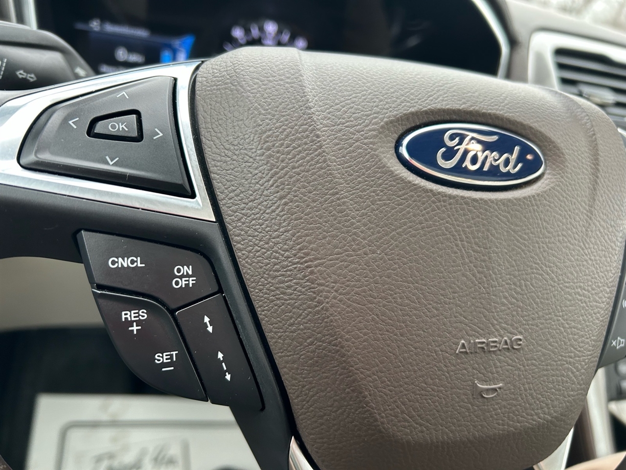 Ford Fusion Energi Titanium FWD 2017