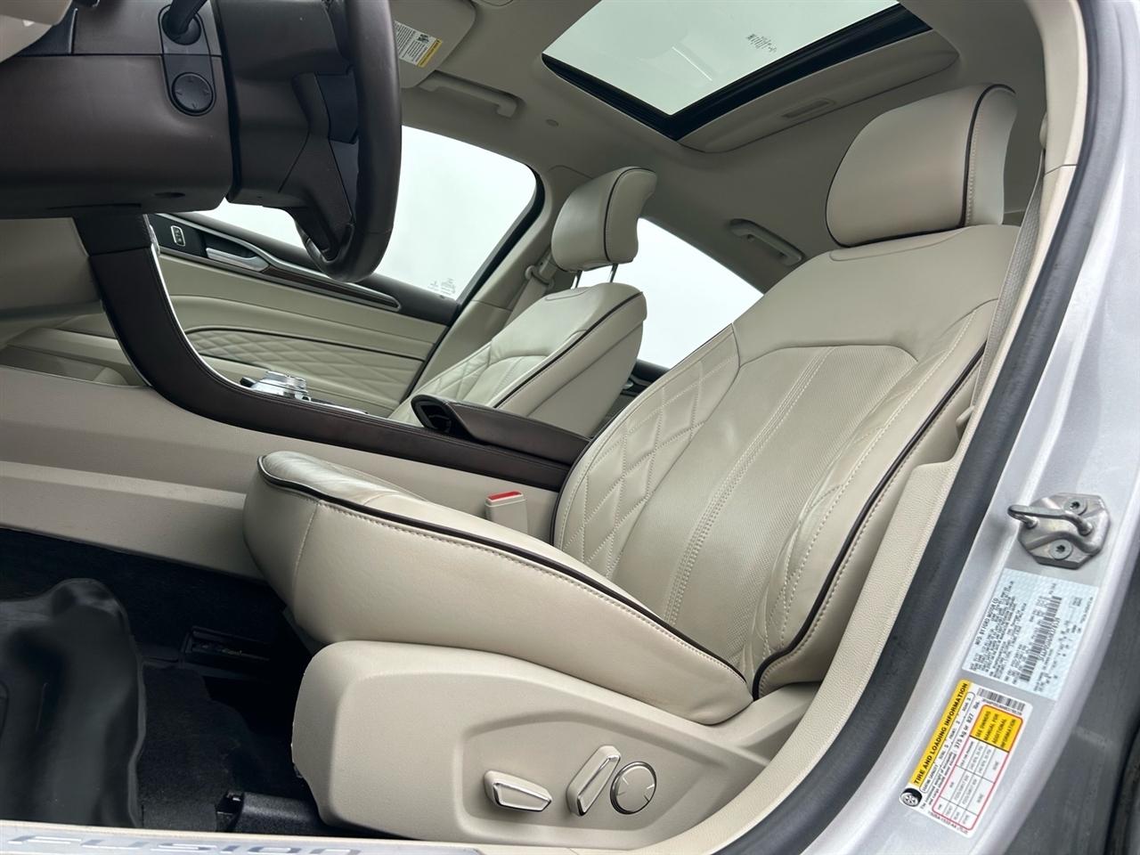 Ford Fusion Energi Platinum FWD 2017