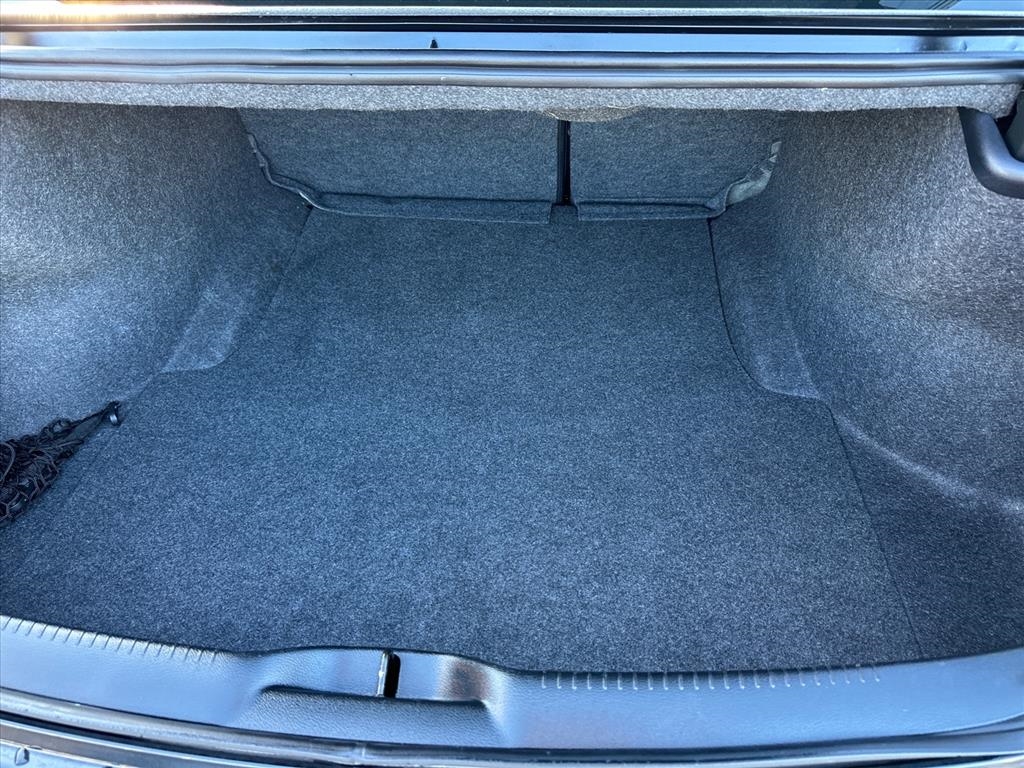 Chrysler 300 4dr Sdn 300C RWD 2016