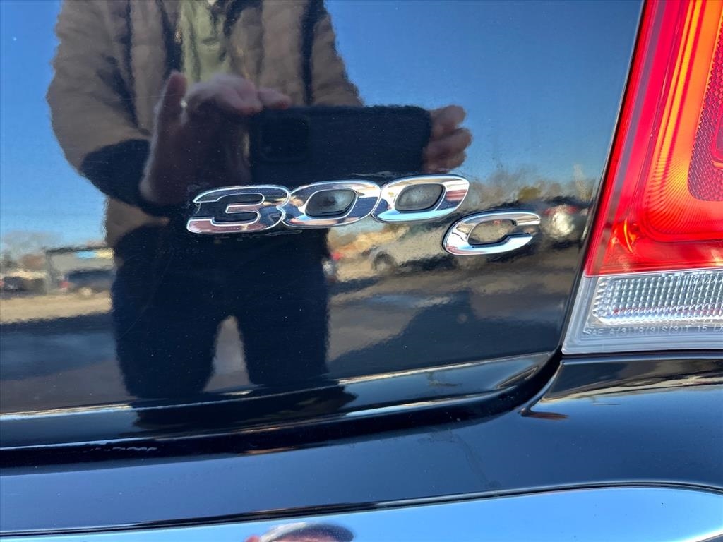 Chrysler 300 4dr Sdn 300C RWD 2016