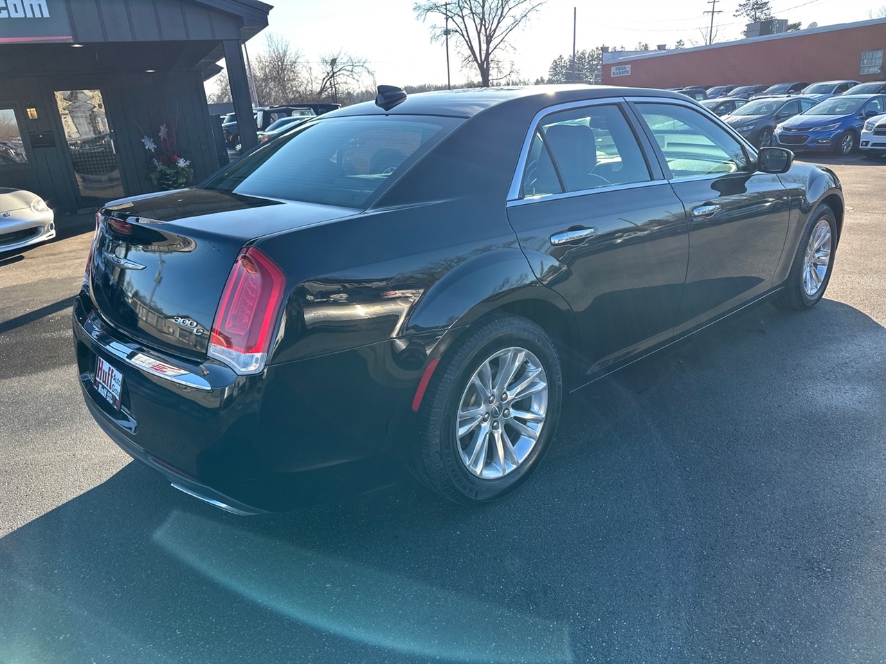 Chrysler 300 4dr Sdn 300C RWD 2016